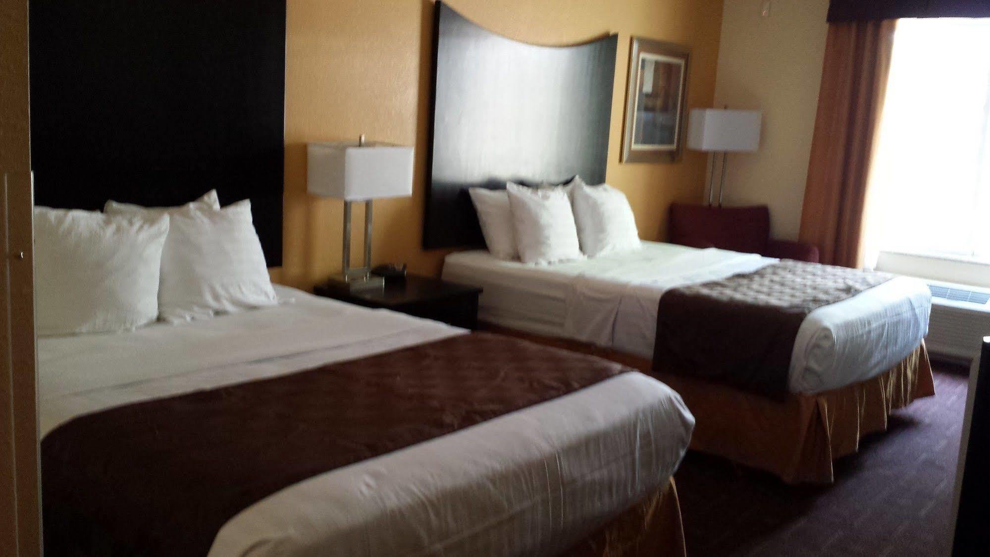 Towanda Paradise Inn & Suites מראה חיצוני תמונה