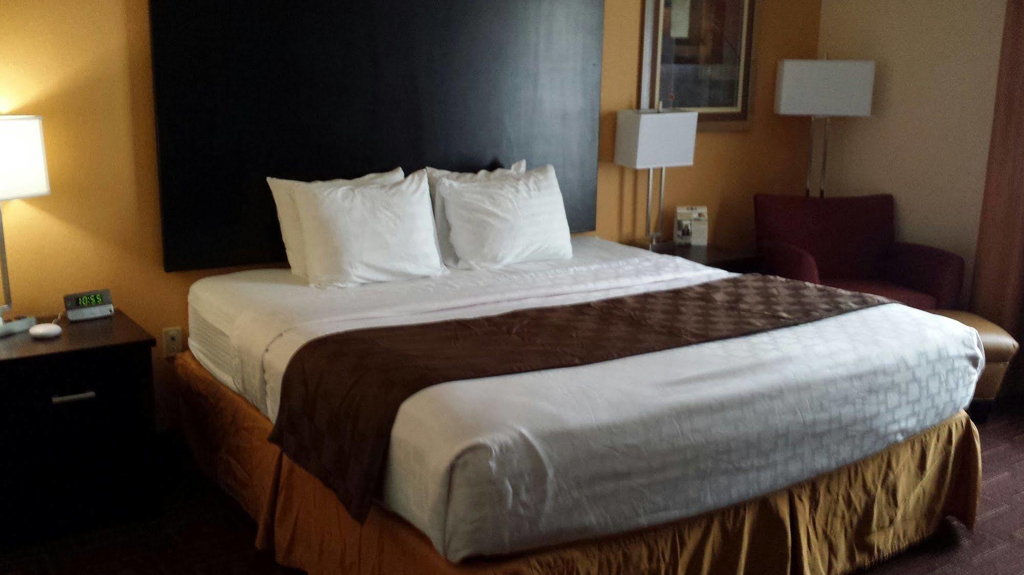 Towanda Paradise Inn & Suites מראה חיצוני תמונה