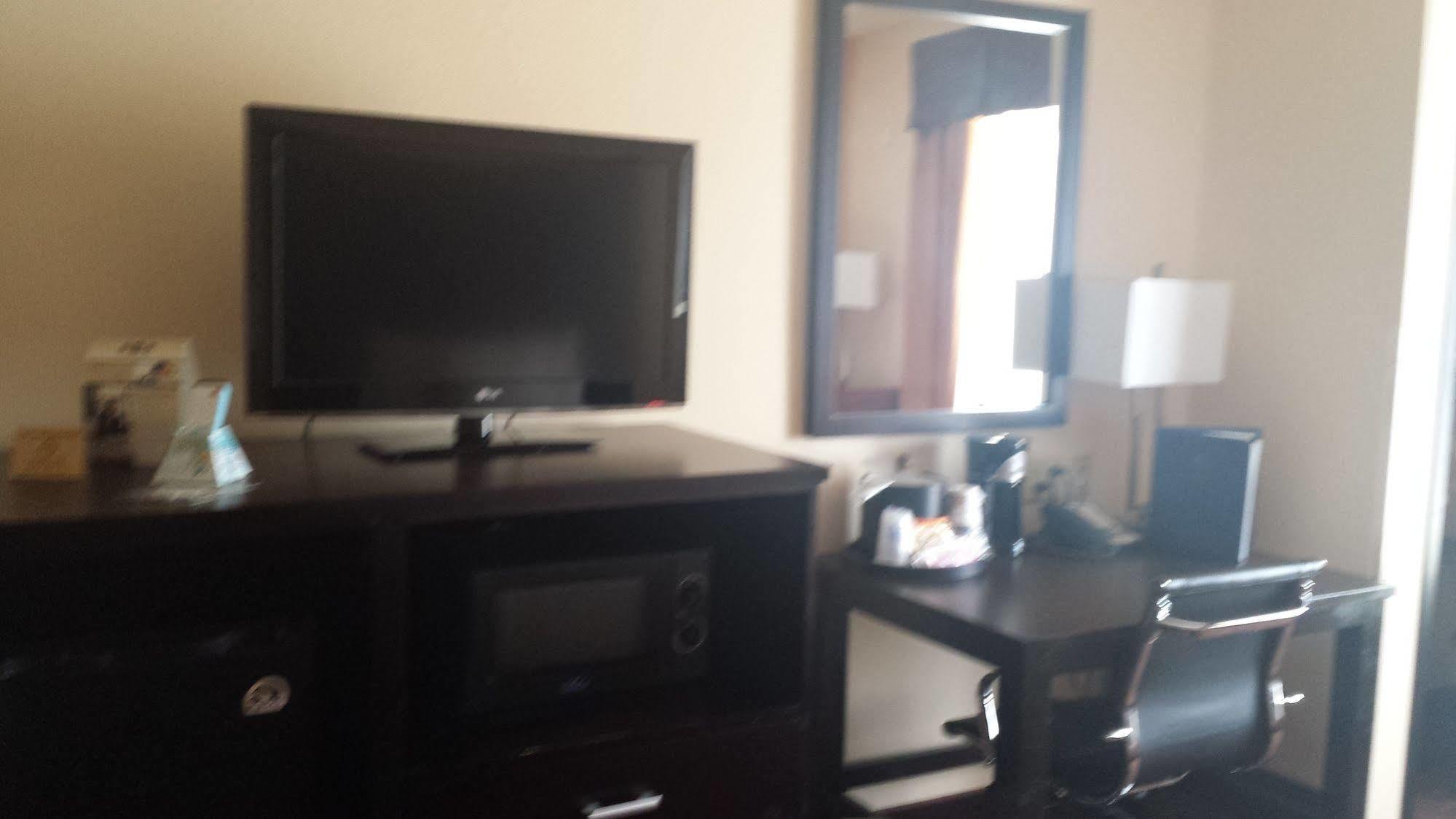 Towanda Paradise Inn & Suites מראה חיצוני תמונה